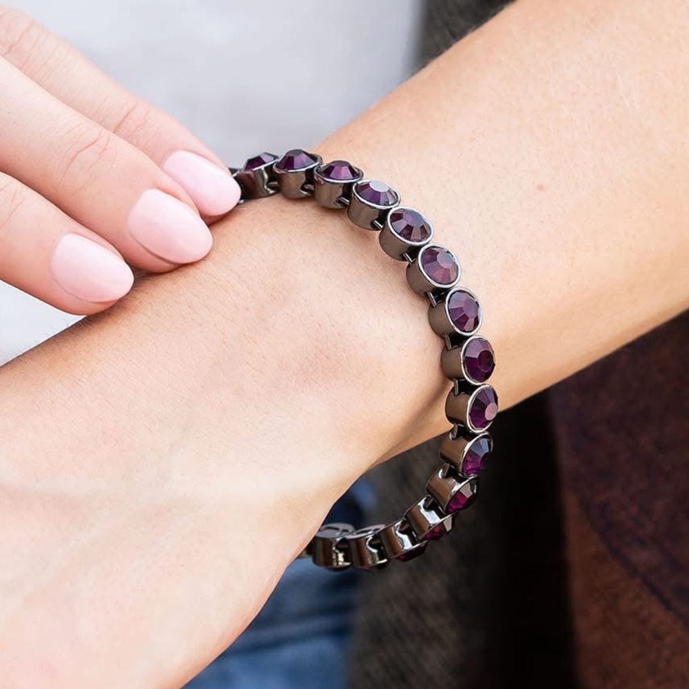 NEW Plum and Gunmetal Gemstone Magnetic Bangle Bracelet - Picture 2 of 5